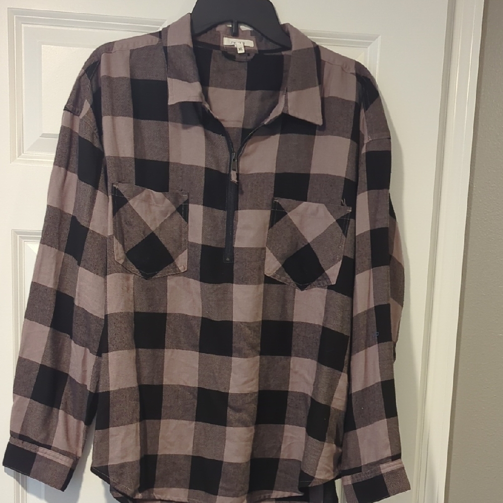 Women's Plaid Half-Zip Button-Down Shirt - Black and Taupe